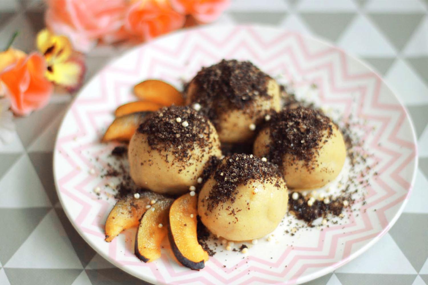 Potato dumplings with plums