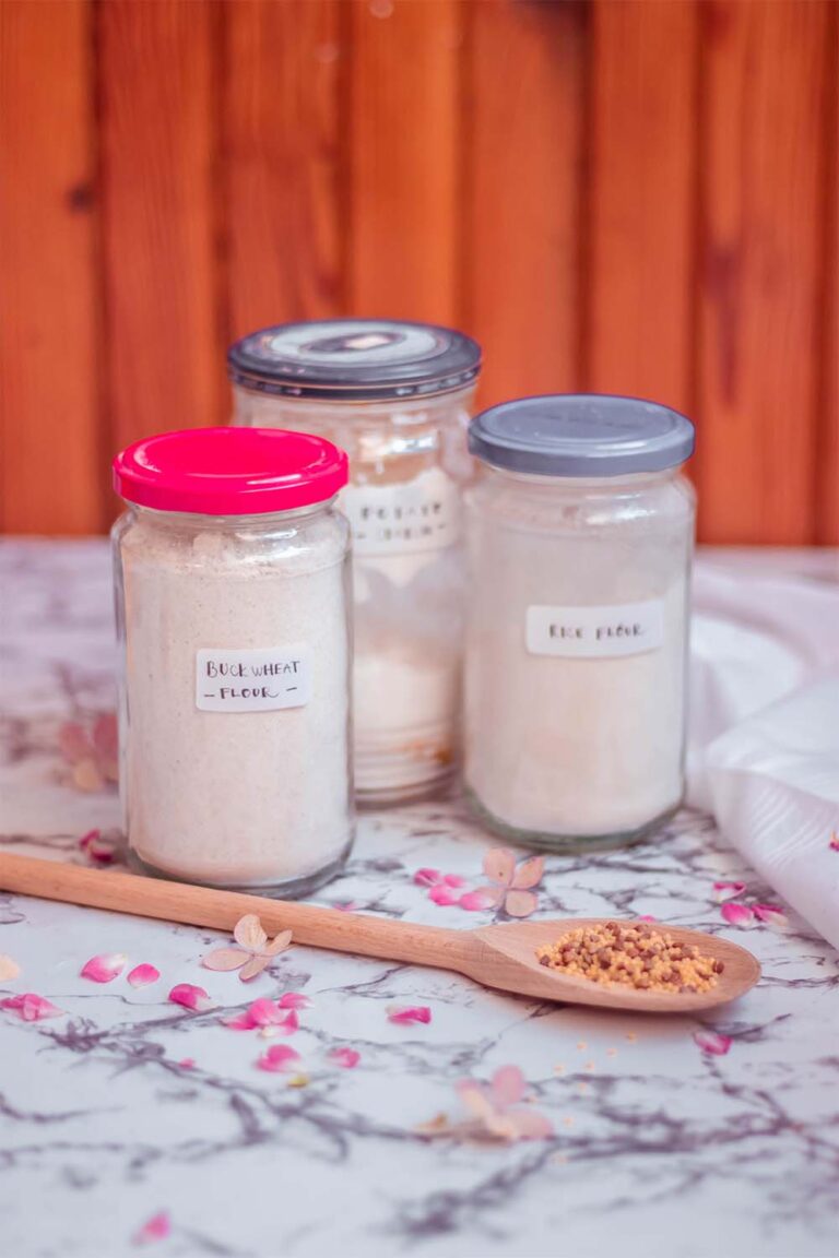 How to bake with gluten-free flours