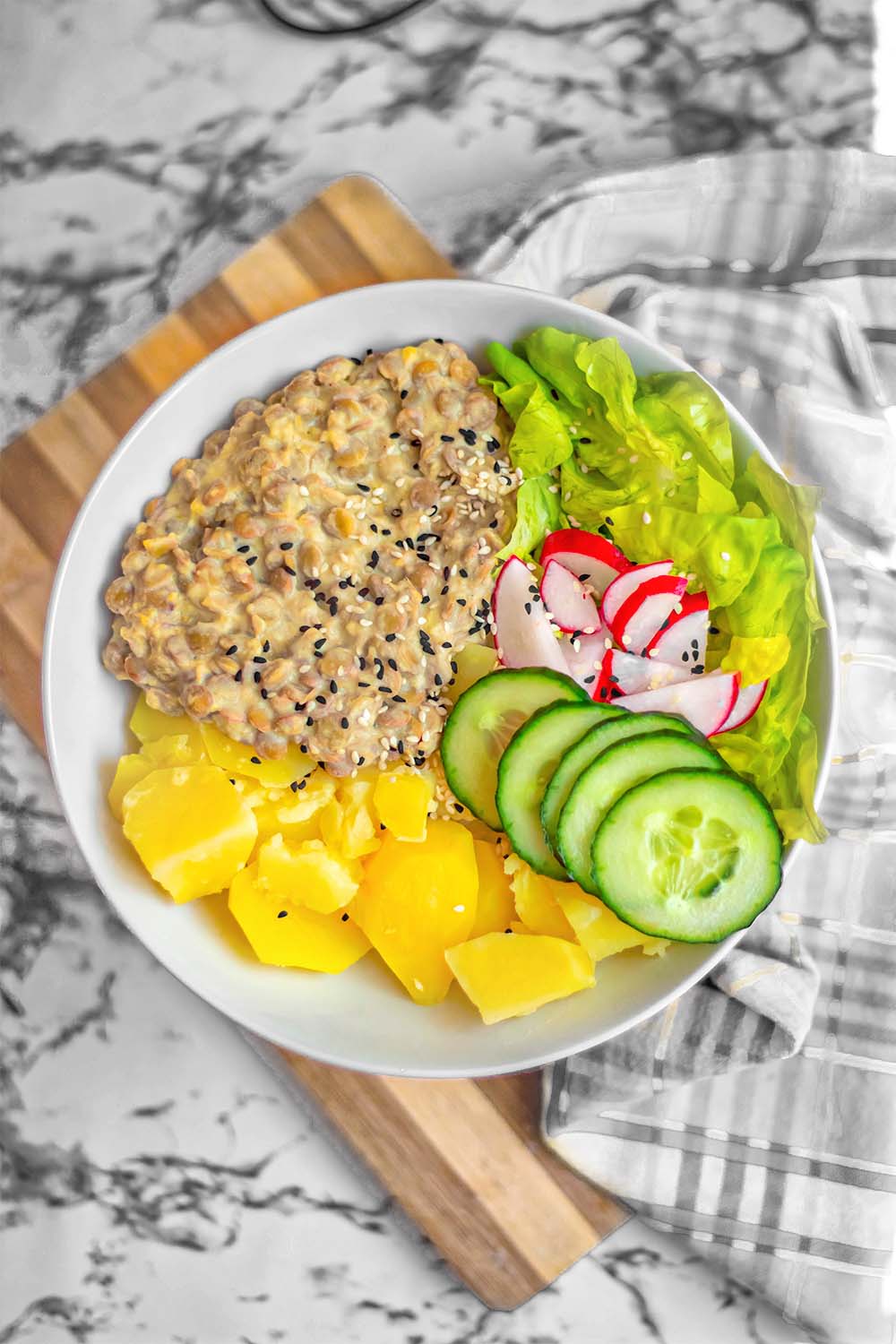 Creamy vegan lentil stew