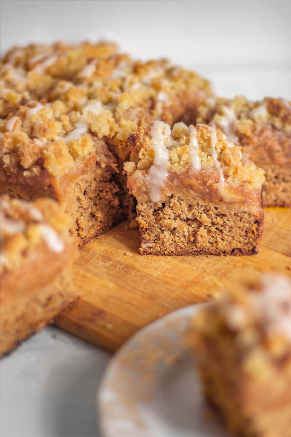 Gluten-free apple crumble cake
