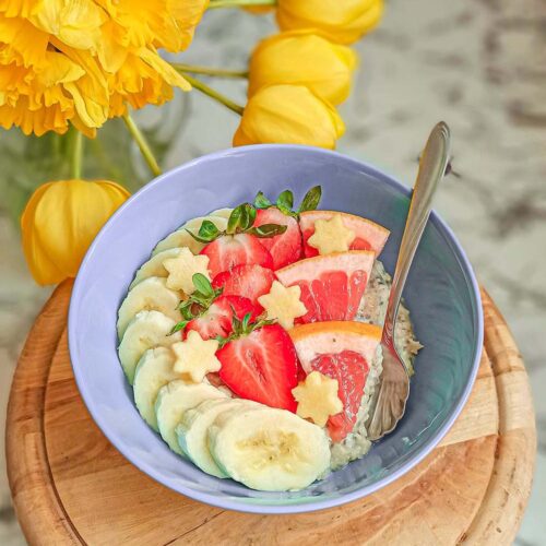 Breakfast vegan coconut oatmeal - so creamy