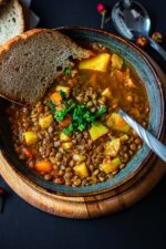 Carrot lentil soup – one-pot