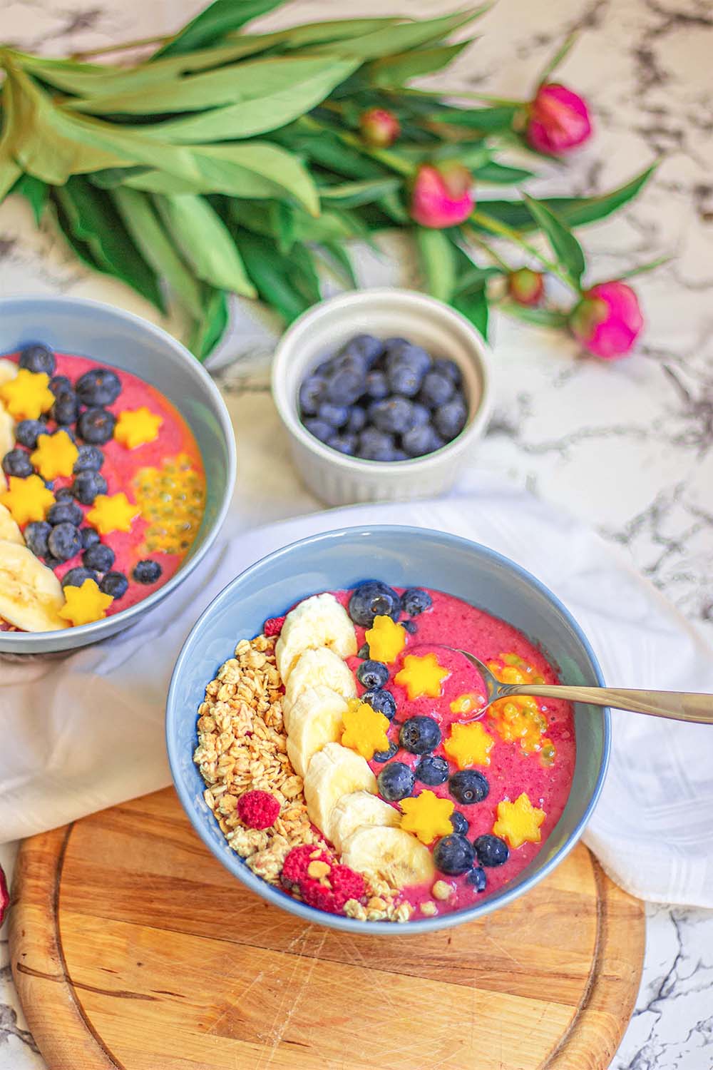 Super berry smoothie bowl