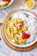 Easy vegan tofu curry with coconut yogurt